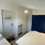 Maison Spacieuse à Barbâtre, Proche Plage, Pour 8 Personnes - Fr-1-823-40 Casa vacanze